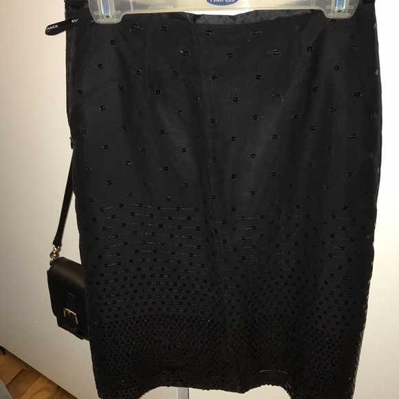 Black sequin skirt - Picture 2 of 3